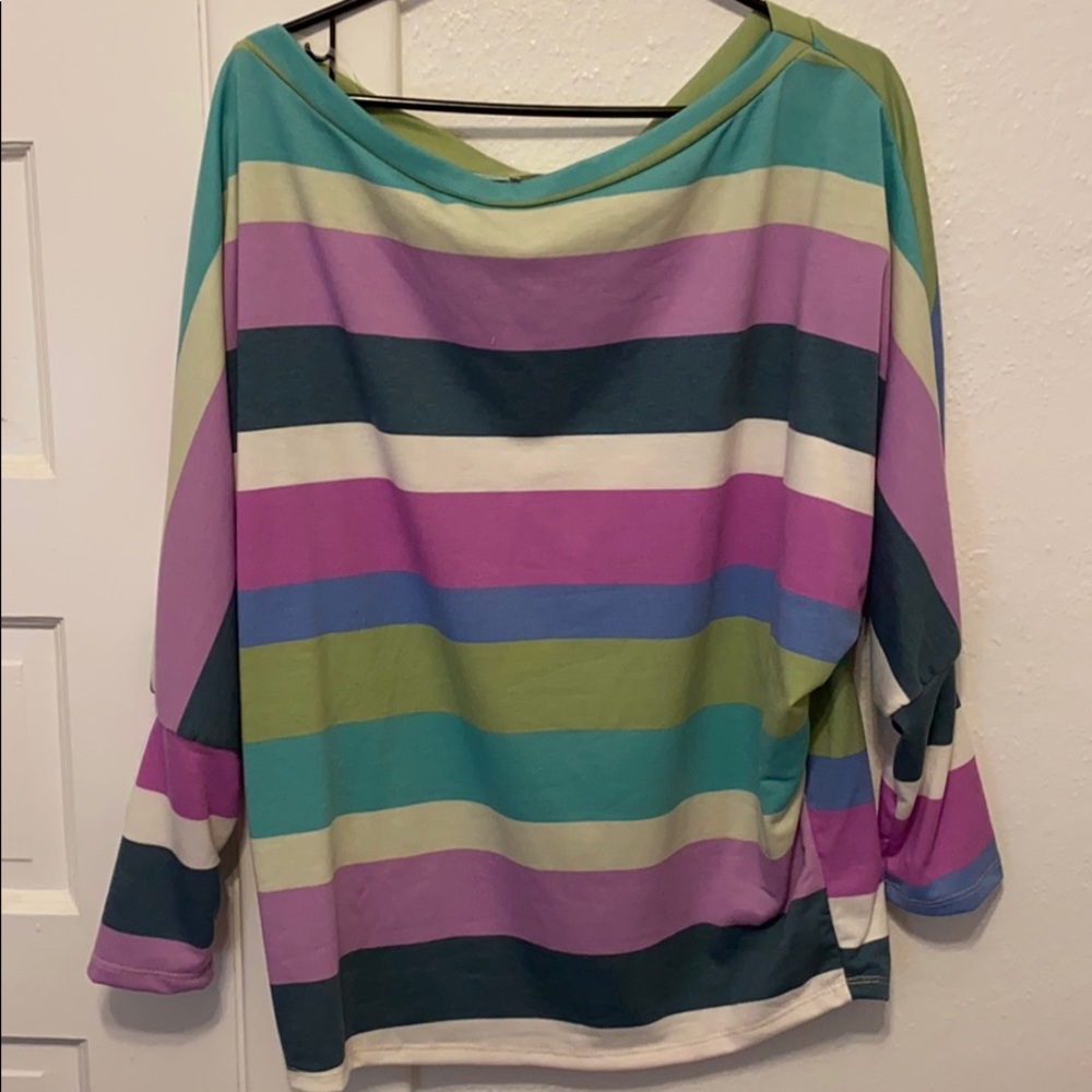 ee:some colorful top